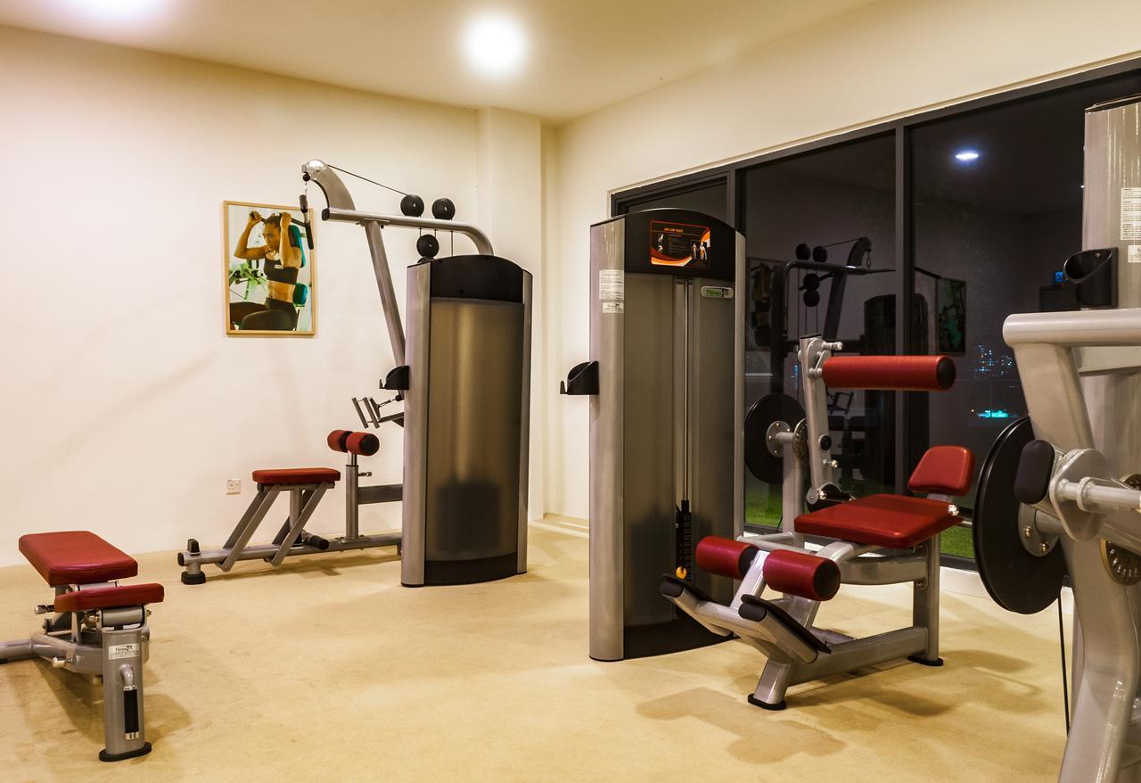 Lazy Traveler'S Suite By D Imperio Homestay George Town Exteriör bild